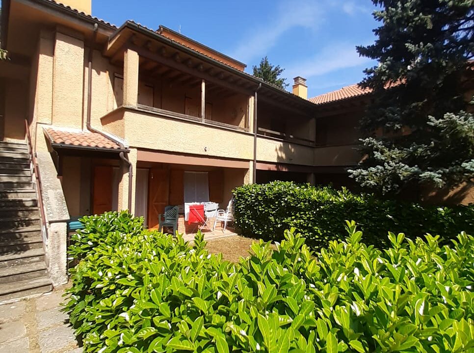 esterna