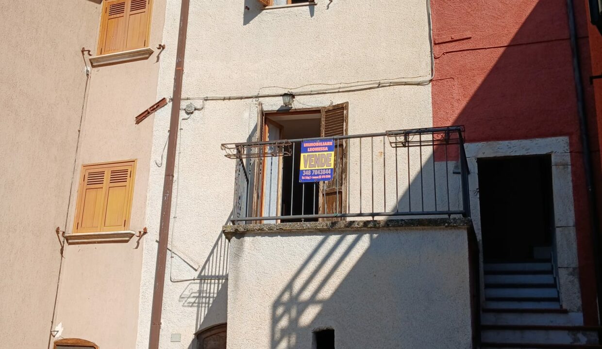 esterna